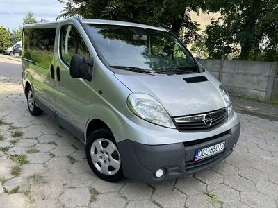 Opel Vivaro A 2011