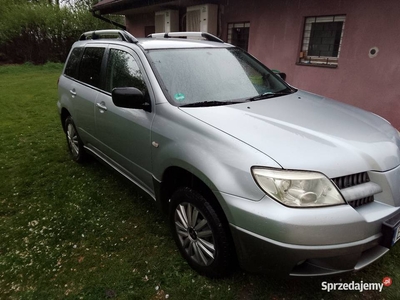 Samochód osobowy Mitsubishi Outlander