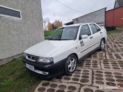 SEAT TOLEDO 1L 1.9TDI 90km 5L/100km 1993