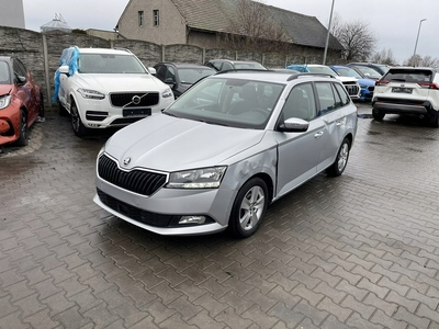 Skoda Fabia III Kombi Facelifting 1.0 TSI 95KM 2021