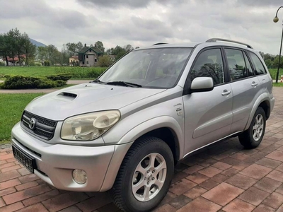 Toyota RAV4 II 2.0 16V D-4D 116KM 2004