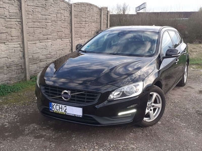 Volvo V60 I Kombi Facelifting 2.0 D2 DRIVE-E 120KM 2016