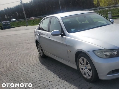 BMW Seria 3 318i