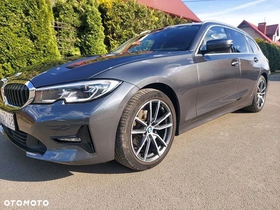 BMW Seria 3 320d xDrive MHEV Sport Line sport