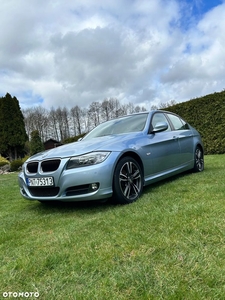 BMW Seria 3 320i