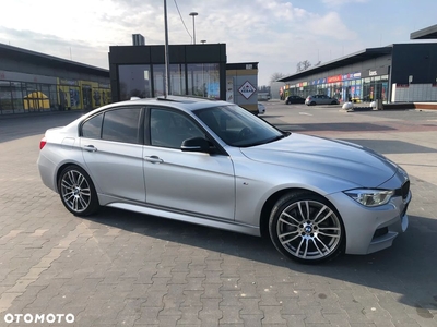 BMW Seria 3 330i GPF xDrive M Sport Shadow