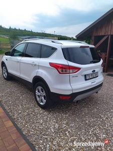 Ford Kuga 1,5 z 2016 r. Bogate wyposażenie