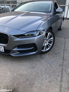 Jaguar XE 2.0 D Prestige