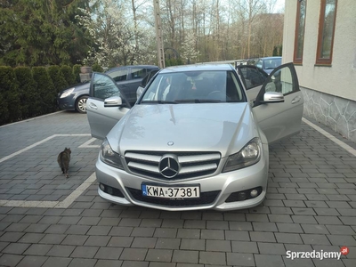 Mercedes Benz C-klasa, polecam