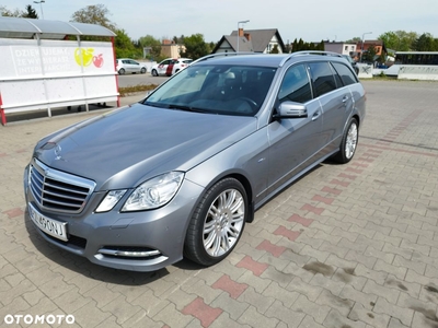 Mercedes-Benz Klasa E 200 T CGI BlueEFFICIENCY Automatik Avantgarde