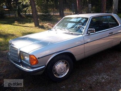 Mercedes-Benz W123 230 CE COUPE 120KM Po renowacji