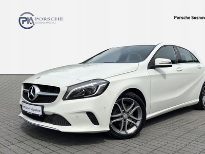 Mercedes Klasa A W176 Hatchback 5d Facelifting 180 122KM 2016