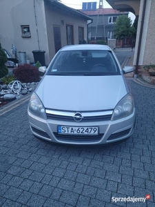 Opel astra h