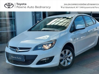 Opel Astra J Sedan 1.6 Twinport ECOTEC 115KM 2018