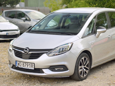 Opel Zafira 2.0 CDTi - rodzinny VAN w perfekcyjnym stanie