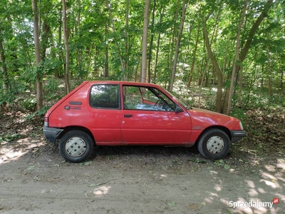 Peugeot 205