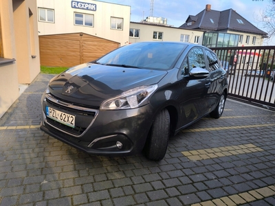 Peugeot 208 I Hatchback 5d Facelifting 1.2 PureTech 110KM 2016