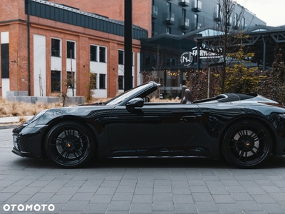 Porsche 911 Carrera 4 GTS Cabrio