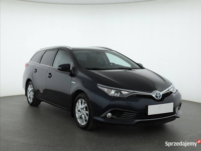 Toyota Auris Hybrid