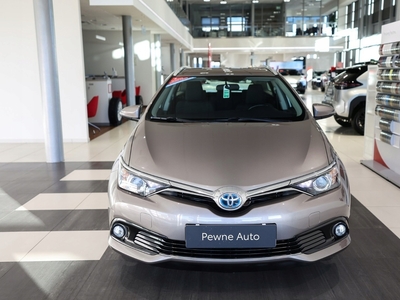 Toyota Auris II Touring Sports Facelifting 1.8 Hybrid 136KM 2015