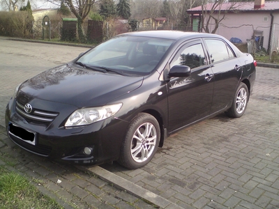 Toyota Corolla X Sedan 2.0 D-4D 126KM 2007