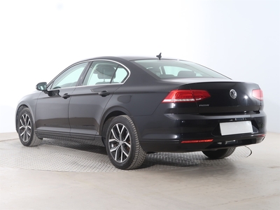 Volkswagen Passat 2019 2.0 TDI 167908km Sedan