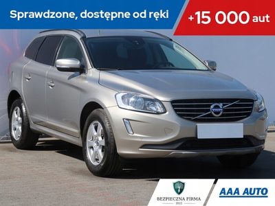 Volvo XC60 I SUV Facelifting 2.0 D4 DRIVE-E 190KM 2015