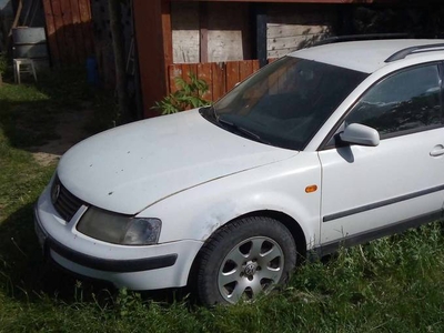 VW Passat 1.6 LPG Na części Kompletny