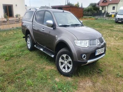 Mitsubishi L200 ciężarowy FV,