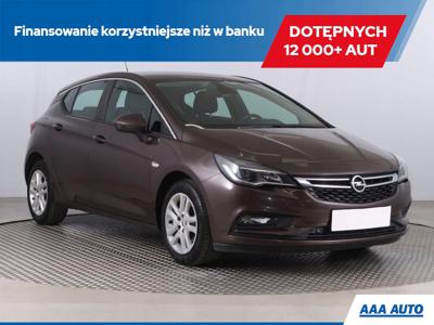 Opel Astra K Hatchback 5d 1.4 Turbo 125KM 2016