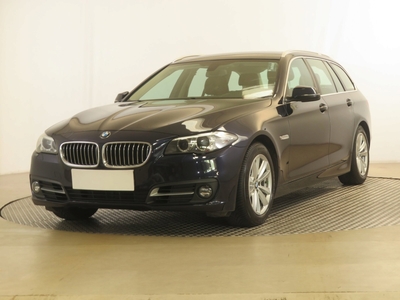 BMW Seria 5 F10-F11 Limuzyna 520d 184KM 2014