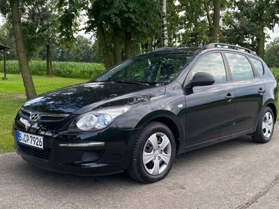 Hyundai i30 I CW Facelifting 1.6 CRDi 90KM 2010