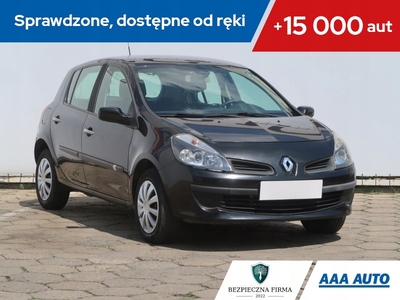 Renault Clio III Hatchback 5d 1.2 i 16V 75KM 2006