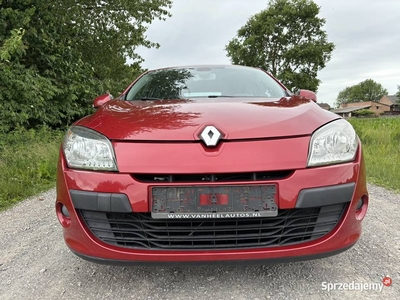 Renault Megane 1.6 Benzyna