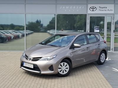 Toyota Auris II Hatchback 5d Valvematic 130 132KM 2014