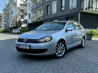 Volkswagen Golf VI Variant 1.6 TDI-CR DPF BlueMotion 105KM 2013