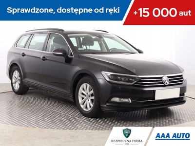 Volkswagen Passat B8 Variant 2.0 TDI BlueMotion SCR 150KM 2017