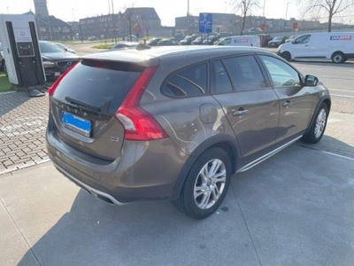 Volvo V60 I Kombi Facelifting 2.0 D3 DRIVE-E 150KM 2015