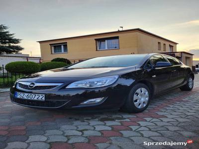 Opel Astra J IV 1.6 benzyna 115KM Polski Salon ZADBANY