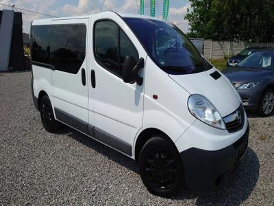 Opel Vivaro A Combi L1 2.0 CDTI 115KM 2013