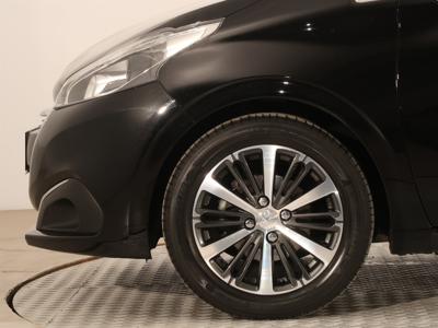 Peugeot 208 2018 1.2 PureTech 99695km Hatchback