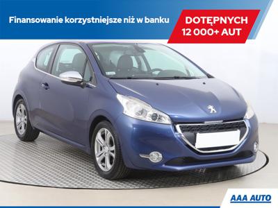 Peugeot 208 I Hatchback 3d 1.4 VTI 95KM 2012