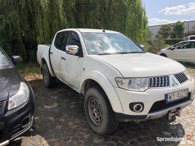 Syndyk sprzeda Mitsubishi L200 2,5D