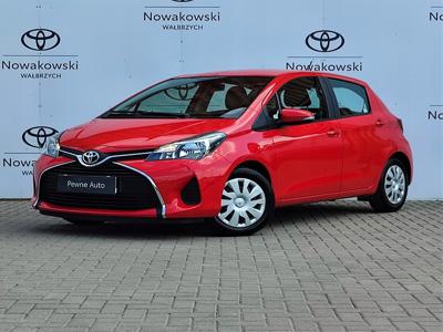 Toyota Yaris III Hatchback 5d Facelifting 1.0 VVT-i 69KM 2015