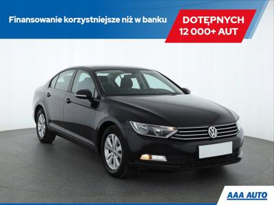 Volkswagen Passat B8 Limousine 1.4 TSI BlueMotion Technology ACT 150KM 2016