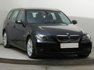 BMW 3 2008 320 i 256993km Kombi