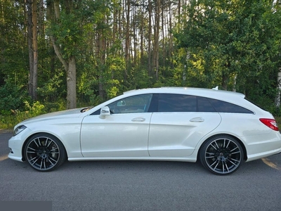 Mercedes-Benz Klasa CLS W218 550 4MATIC, AMG stan wzorowy 4.7 408KM 2013r