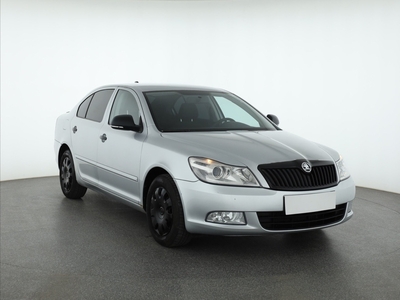 Skoda Octavia II , Salon Polska, Serwis ASO, Klima, Parktronic