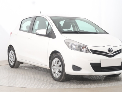 Toyota Yaris III , Salon Polska, Serwis ASO, Klima