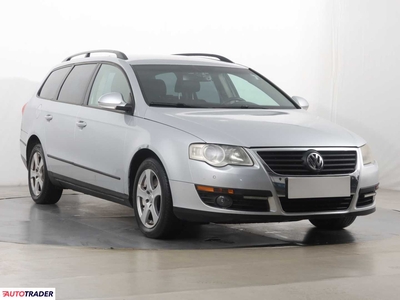 Volkswagen Passat 1.9 103 KM 2007r. (Piaseczno)